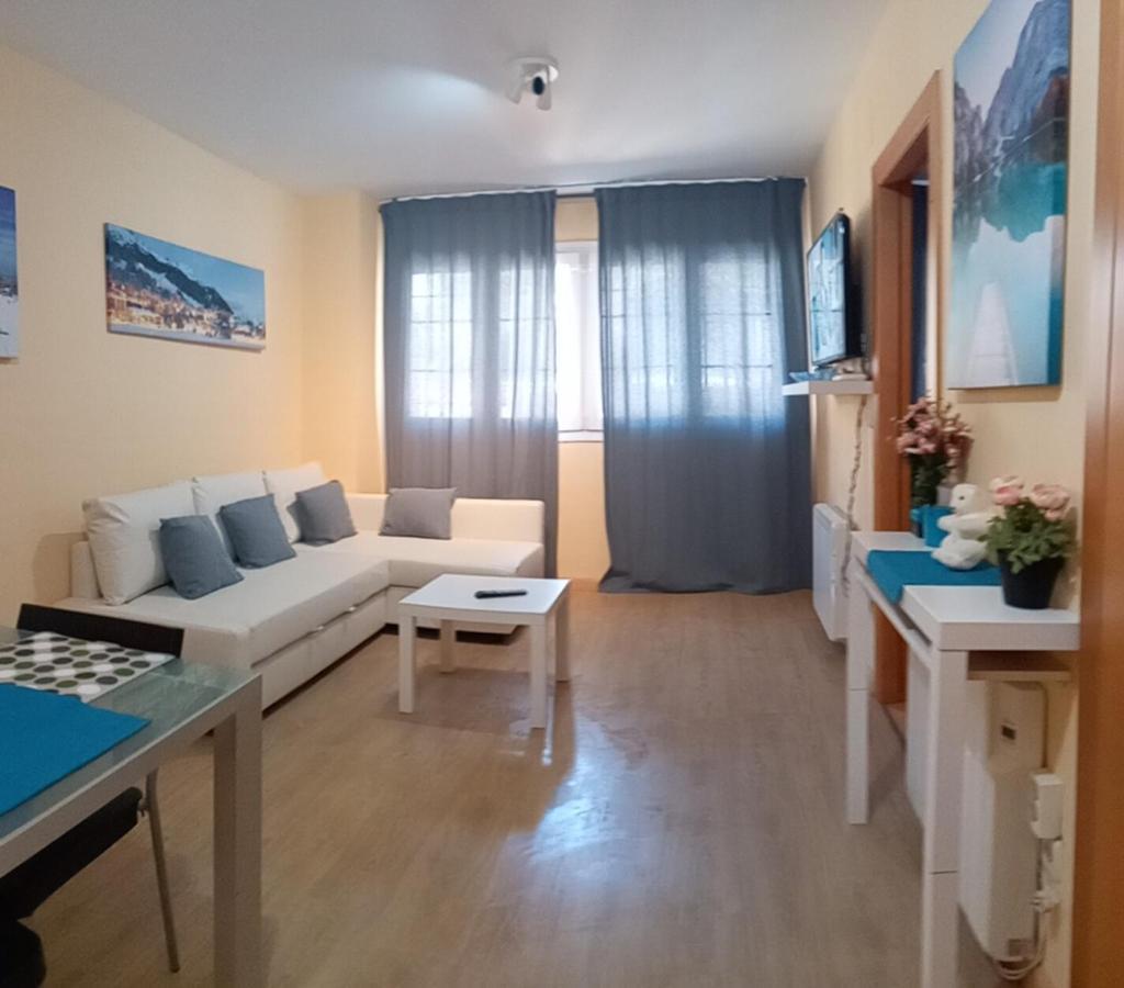 Gran Maribel Arttyco, Piscina, Sauna Y Jacuzzi 시에라네바다 외부 사진